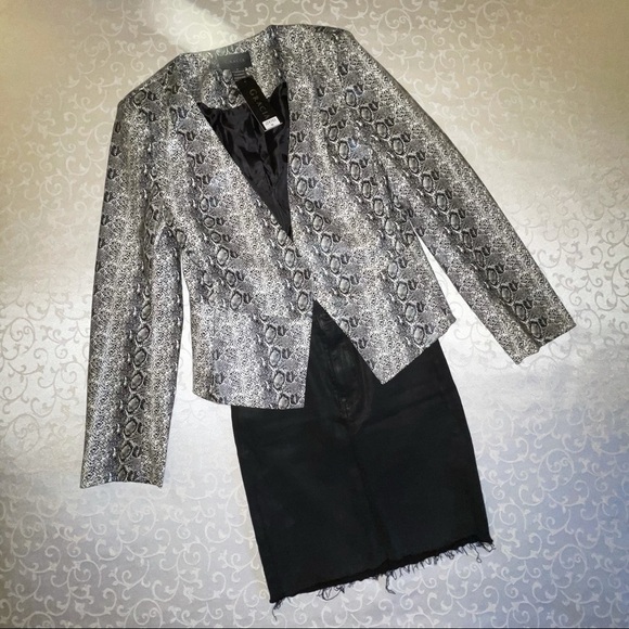 Hudson Jeans Robbie Mid-rise Pencil Mini Skirt With Raw Hem - Picture 7 of 16